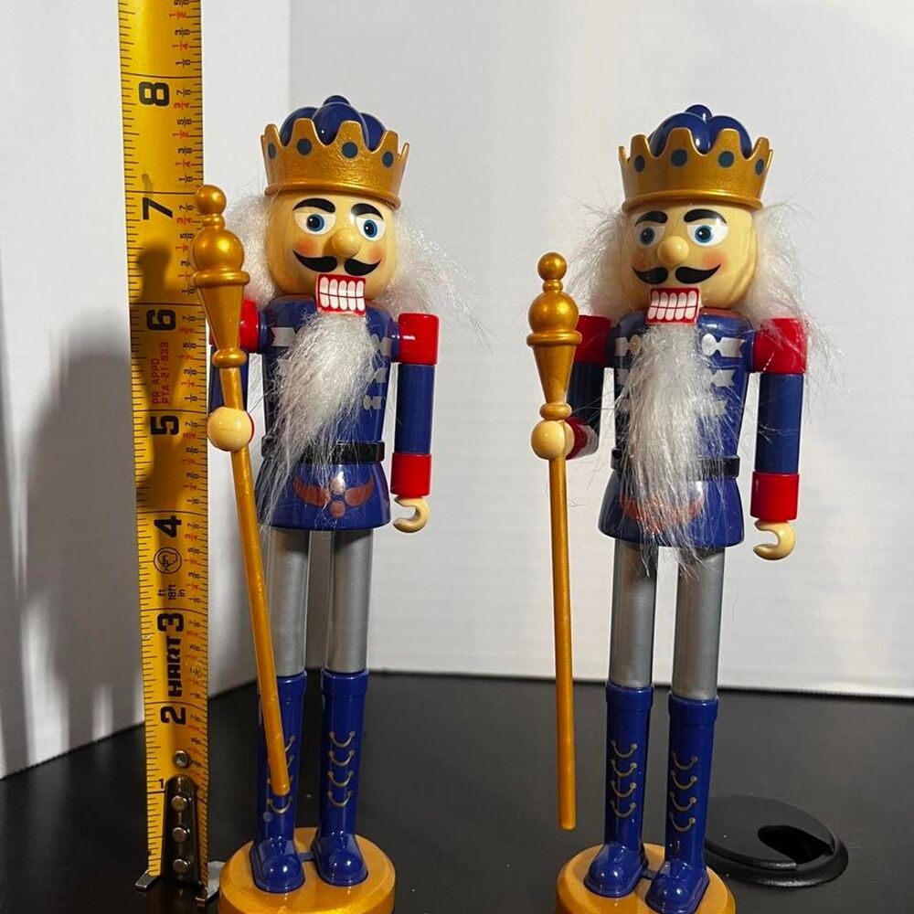 Pair Plastic Nutcracker Kings Blue Gold Red Uniform Round Base Tabletop Decor